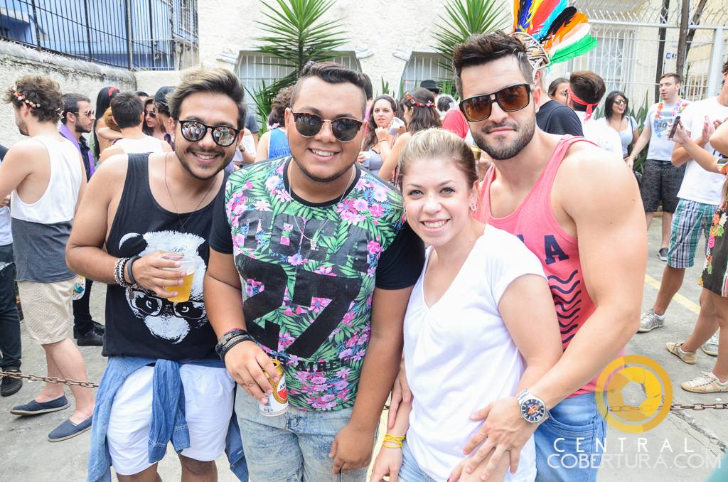 Bloco Agrada Gregos 2016