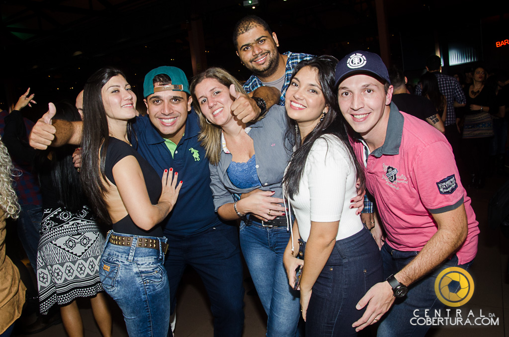 Festival sertanejo com Munhoz & Mariano e Paula Mattos