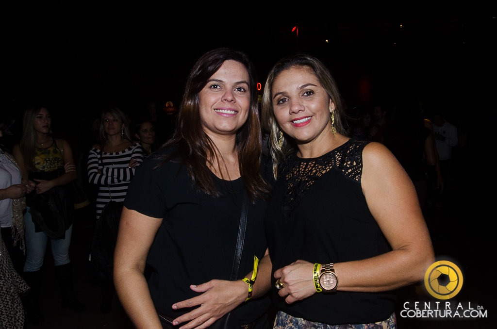 Festival sertanejo com Munhoz & Mariano e Paula Mattos