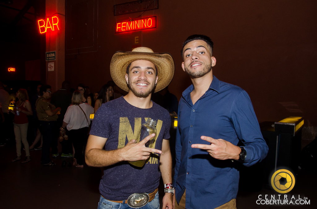 Show Leonardo e Eduardo Costa - Cabaré