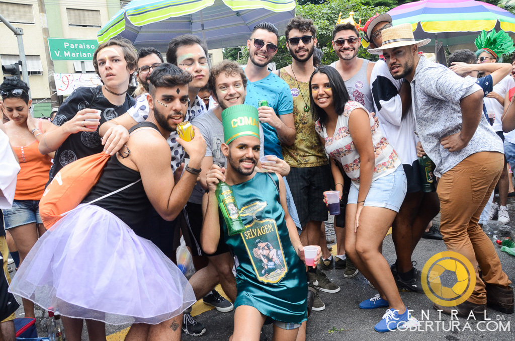 Bloco Agrada Gregos 2016