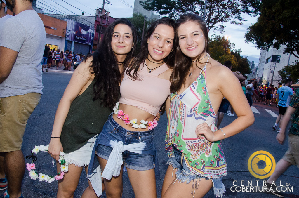 Bloco Agrada Gregos