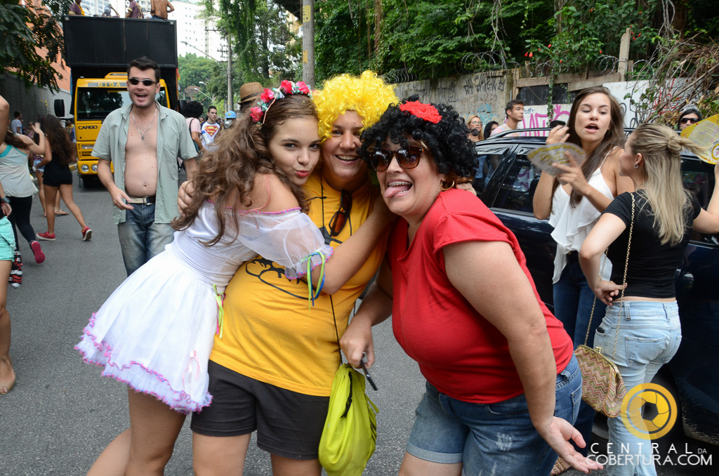 Bloco Pequeno Burguês 2015