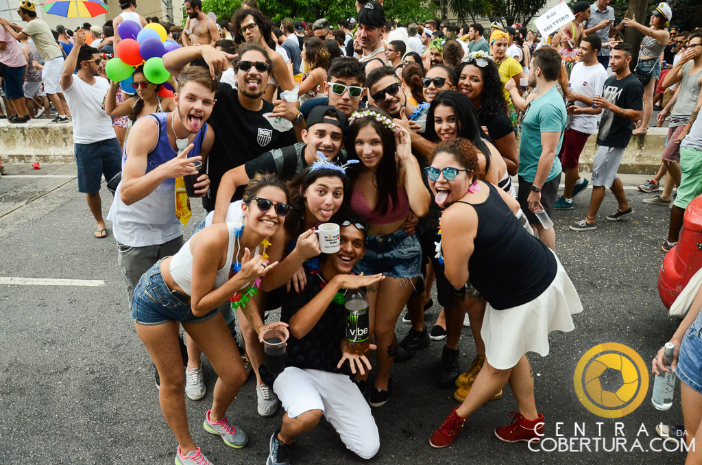 Bloco Agrada Gregos 2016