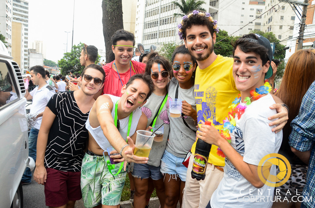 Bloco Agrada Gregos 2016