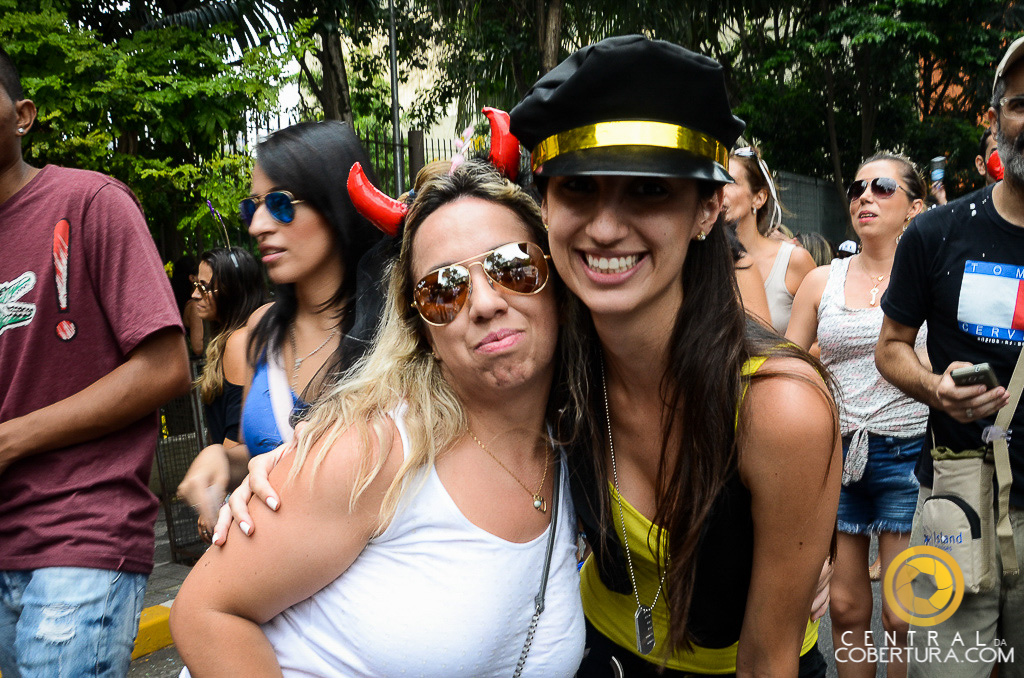 Bloco Pequeno Burguês 2015